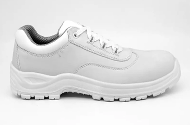 The Role of Kitchen Safety Boots in Preventing Slip And Fall Accidents